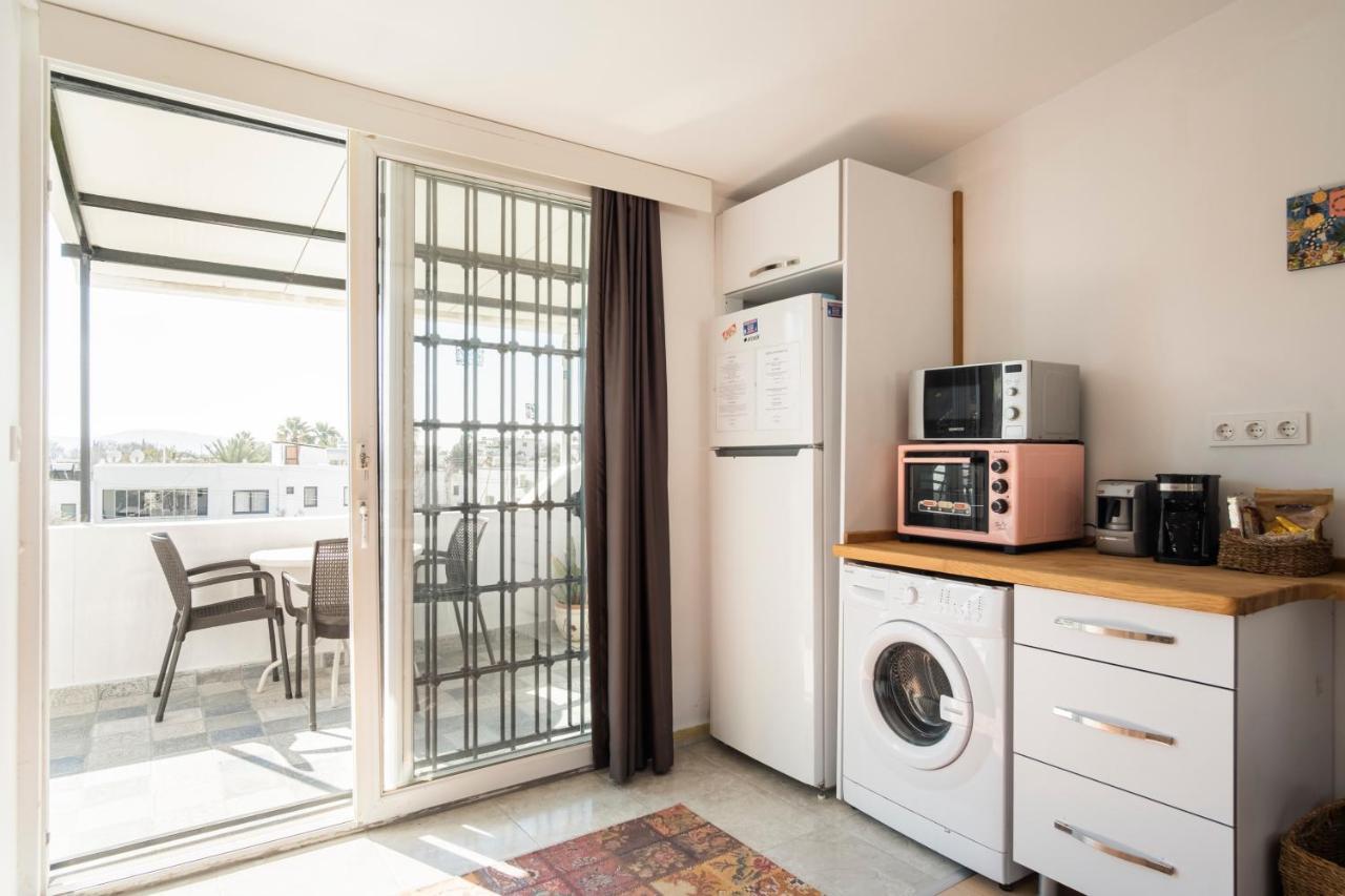 Central, Cozy, 15 Min Walk To The Beach, Fast Wi-Fi, Free Parking, 4Ppl Бодрум Экстерьер фото