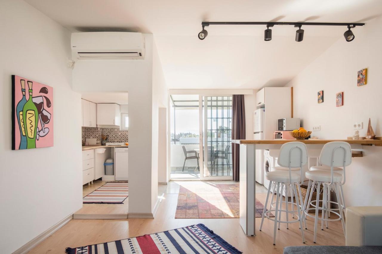 Central, Cozy, 15 Min Walk To The Beach, Fast Wi-Fi, Free Parking, 4Ppl Бодрум Экстерьер фото
