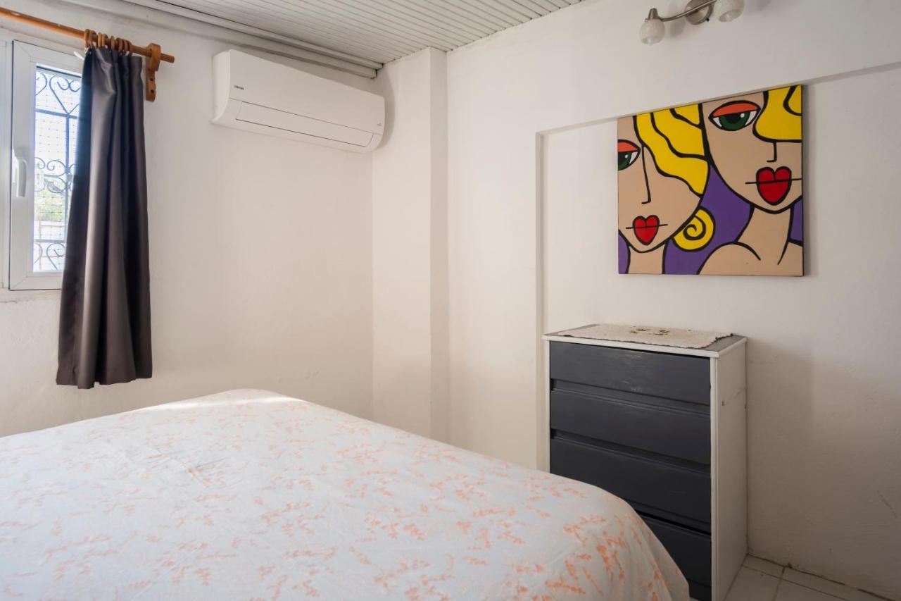 Central, Cozy, 15 Min Walk To The Beach, Fast Wi-Fi, Free Parking, 4Ppl Бодрум Экстерьер фото