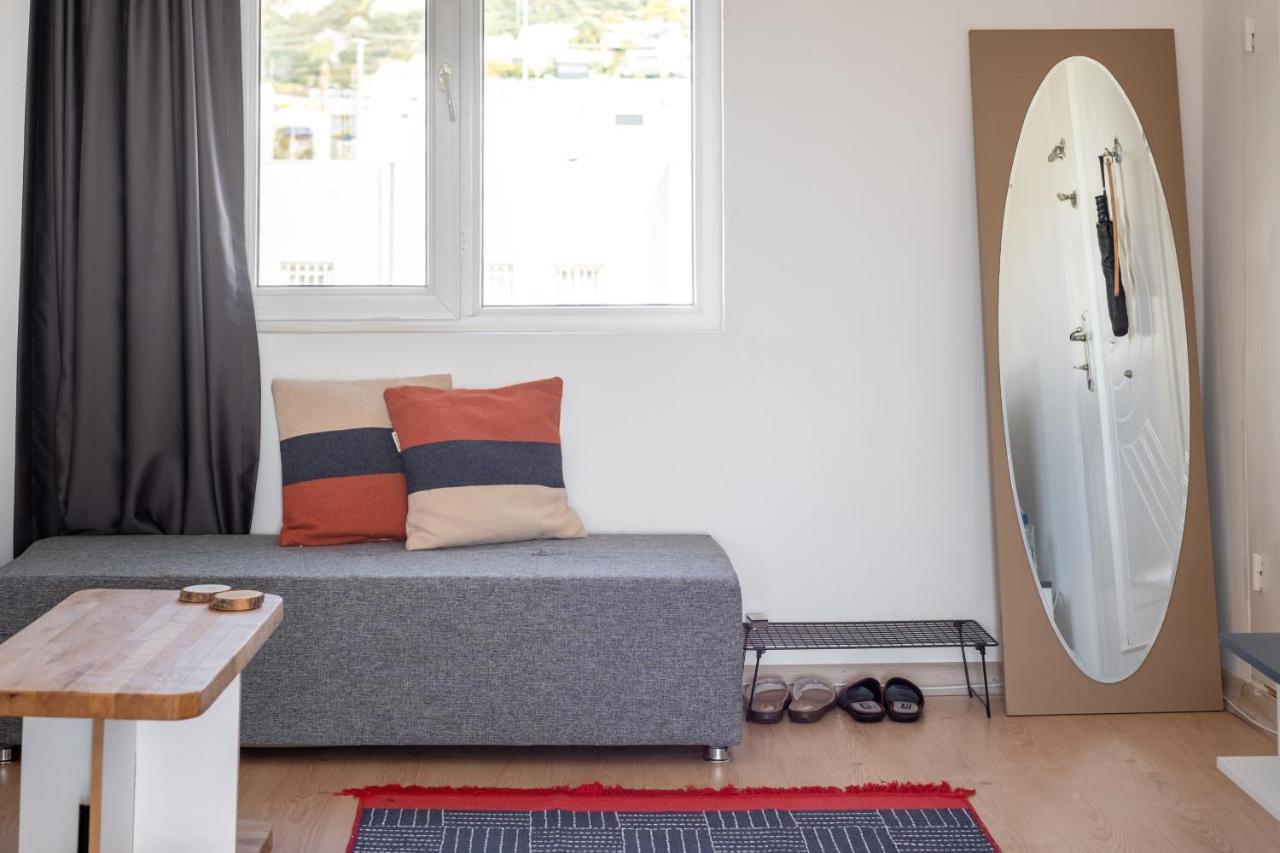 Central, Cozy, 15 Min Walk To The Beach, Fast Wi-Fi, Free Parking, 4Ppl Бодрум Экстерьер фото